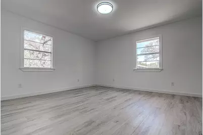 207 Haley, Johnson City, TX 78636 - Photo 14