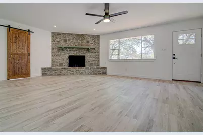 207 Haley, Johnson City, TX 78636 - Photo 8