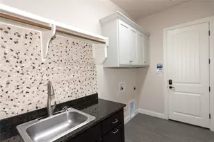 316 Chadwick Drive, Georgetown, TX 78628 - Photo 16