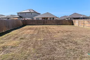 457 Bedford Falls Ln, Jarrell, TX 76537 - Photo 36