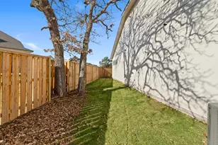604 Lightstone Dr, Georgetown, TX 78633 - Photo 22