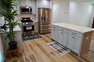 204 Chippendale Ave, Austin, TX 78745 - Photo 10