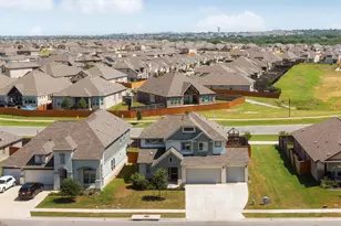 167 Dogvane Cir, Kyle, TX 78640 - Photo 10
