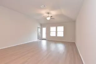 132 Bright Star Ln, Georgetown, TX 78628 - Photo 10