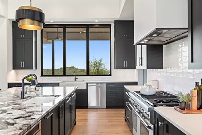 416 Julieanne Cove, Dripping Springs, TX 78620 - Photo 18