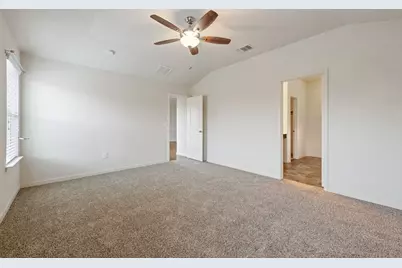 1013 Hawkeye Point Road, Georgetown, TX 78626 - Photo 18