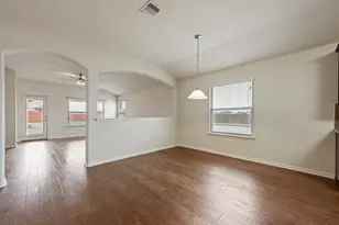 1013 Hawkeye Point Rd, Georgetown, TX 78626 - Photo 12