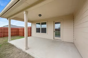 1013 Hawkeye Point Rd, Georgetown, TX 78626 - Photo 28