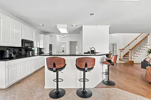 5204 Deerwood Ct, Austin, TX 78730 - Photo 10