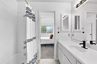 5204 Deerwood Court, Austin, TX 78730 - Photo 20