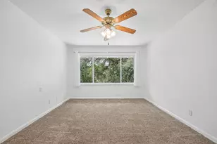 21103 Dawn Dr, Lago Vista, TX 78645 - Photo 14