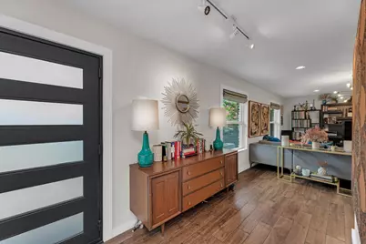 6802 Pioneer Place, Austin, TX 78757 - Photo 4