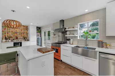 6802 Pioneer Place, Austin, TX 78757 - Photo 14