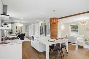 6802 Pioneer Pl, Austin, TX 78757 - Photo 2