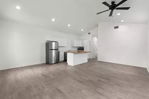 870 Waco St, Kingsland, TX 78639 - Photo 18