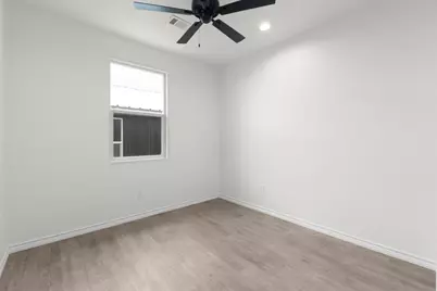 870 Waco Street, Kingsland, TX 78639 - Photo 22