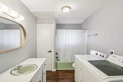 755 E Bellville Street, Giddings, TX 78942 - Photo 20