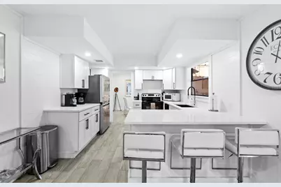 3520 Highland View Drive, Austin, TX 78731 - Photo 14