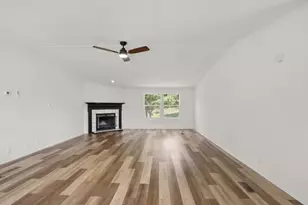 130 Linda Ln, Bastrop, TX 78602 - Photo 12