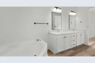 130 Linda Lane, Bastrop, TX 78602 - Photo 28