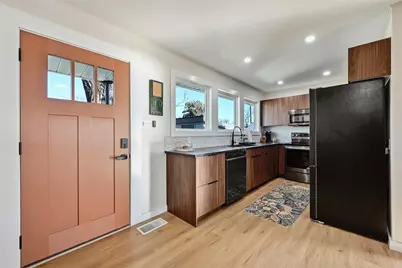 611 Lakeshore Loop, Tow, TX 78672 - Photo 2