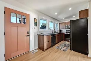 611 Lakeshore Loop, Tow, TX 78672 - Photo 2