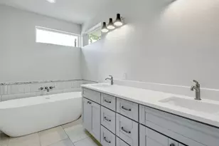 313 Blackson Ave, Austin, TX 78752 - Photo 10