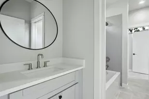 313 Blackson Ave, Austin, TX 78752 - Photo 14