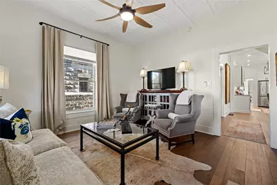 119 San Antonio Street, Fredericksburg, TX 78624 - Photo 6