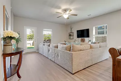 616 Sigourney Way, Leander, TX 78641 - Photo 4