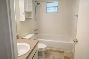 7703 Peaceful Hill Ln, Austin, TX 78748 - Photo 8