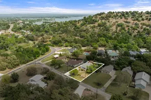 305 Mountain View, Sunrise Beach, TX 78643 - Photo 34