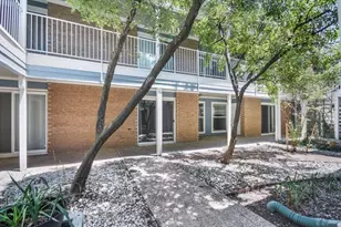 400 W 35th St, Austin, TX 78705 - Photo 4