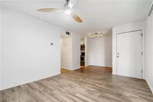 400 W 35th St, Austin, TX 78705 - Photo 10
