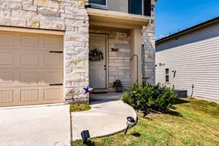 142 Mount Locke Rd, Dripping Springs, TX 78620 - Photo 4