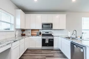 142 Mount Locke Rd, Dripping Springs, TX 78620 - Photo 10