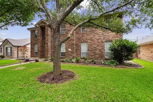 1203 Thackeray Ln, Pflugerville, TX 78660 - Photo 2