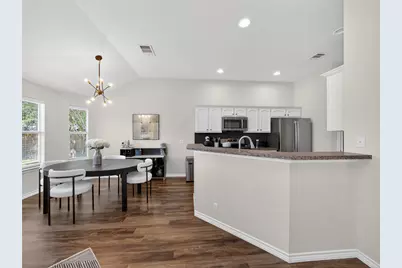 236 Pentire Way, Hutto, TX 78634 - Photo 10