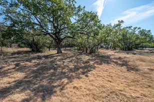 8902 Butler Cir, Austin, TX 78737 - Photo 30
