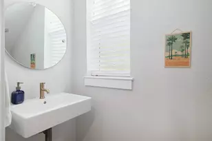 2624 Metcalfe Rd, Austin, TX 78741 - Photo 12