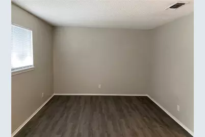 1085 Linde Avenue #1085, New Braunfels, TX 78130 - Photo 2