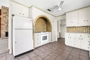 12914 Pfluger Berkman Rd, Coupland, TX 78615 - Photo 26