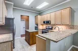 102 Wild Rose Dr, Georgetown, TX 78633 - Photo 8