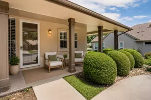 102 Wild Rose Dr, Georgetown, TX 78633 - Photo 4