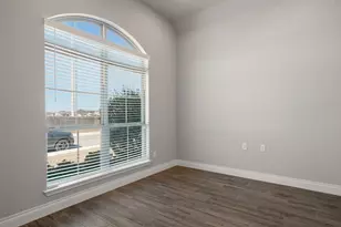 3105 High Meadow St, Seguin, TX 78155 - Photo 10