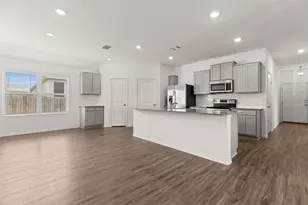 509 Callisto Ct, Jarrell, TX 76537 - Photo 4