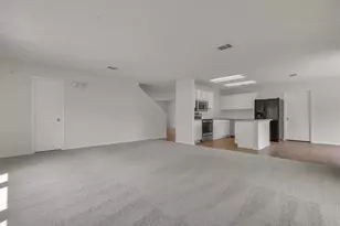 8007 Bramble Bush Dr, Austin, TX 78747 - Photo 16