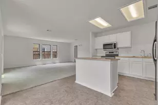 8007 Bramble Bush Dr, Austin, TX 78747 - Photo 10