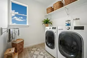 13501 Sierra Wind Ln, Elgin, TX 78621 - Photo 10