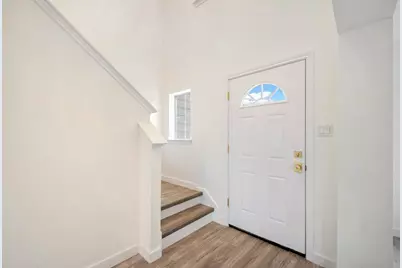 13501 Sierra Wind Lane, Elgin, TX 78621 - Photo 12
